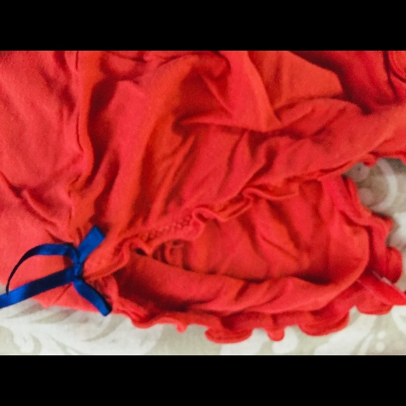 Gown - Picture 3 of 11